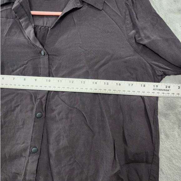 Levi's Top Women M Black Viscose Collared Puffy  Long Sleeves Ruffle Cuffs Flowy - Picture 11 of 13